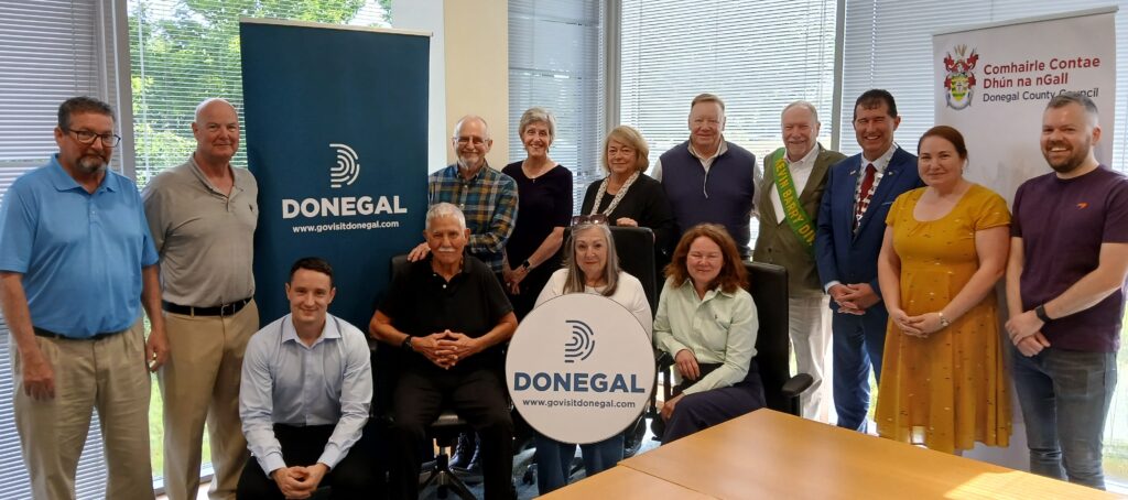 Delegation from Indiana along with Cathaoirleach of Donegal Municipal District, Cllr. Michéal Naughton, along with Head of Tourism Joy Browne, Diaspora Officer Eoin Leonard, and Tourism Officer Eoin McHugh.